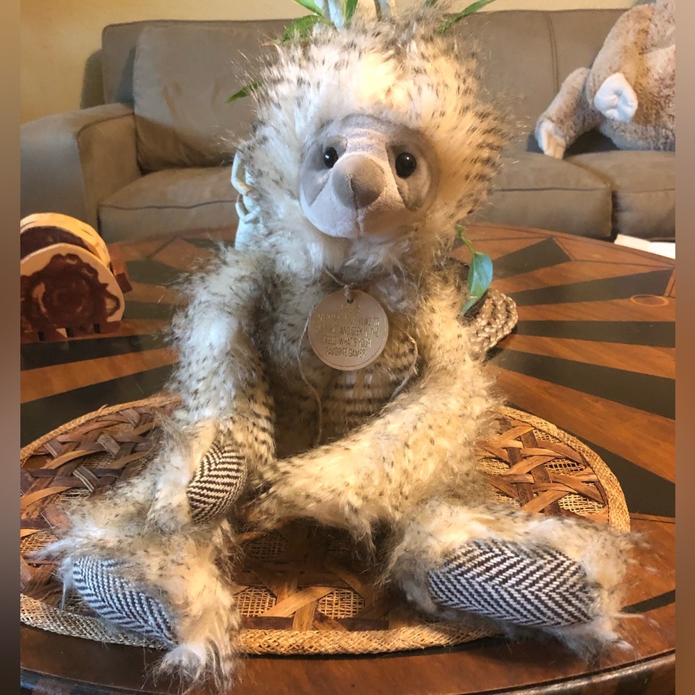 Aromatherapy sloth